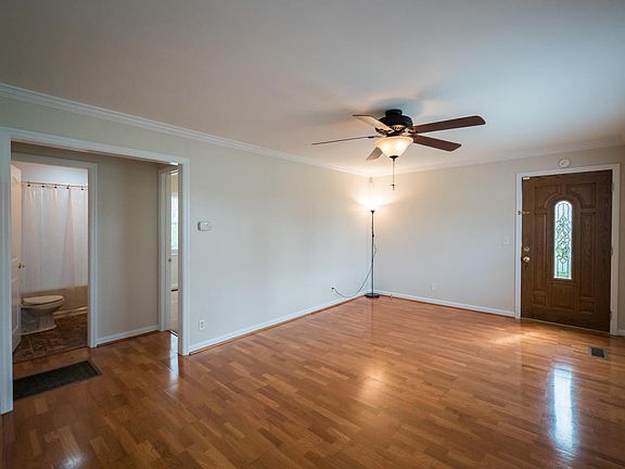 3rd image of 5003 Fike Dr