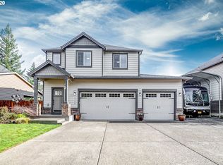 1740 NE Gardiner Dr, Estacada, OR 97023