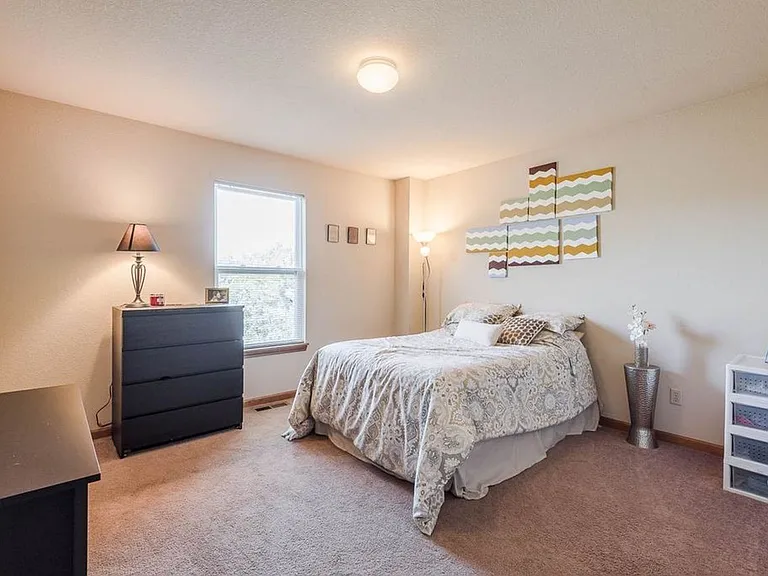 626 Oakbrook Pl — Photo 5
