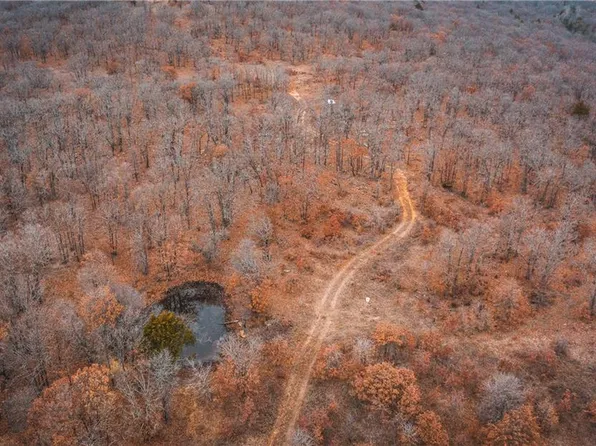 5 Road 11, Sedan, KS 67361