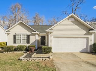 11718 Long Forest Dr, Charlotte, NC 28269