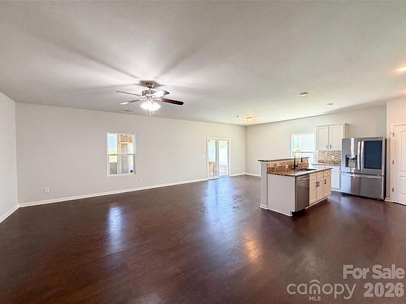 3rd image of 4034 Rosfield Dr