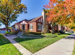 10038 S Claremont Ave, Chicago, IL