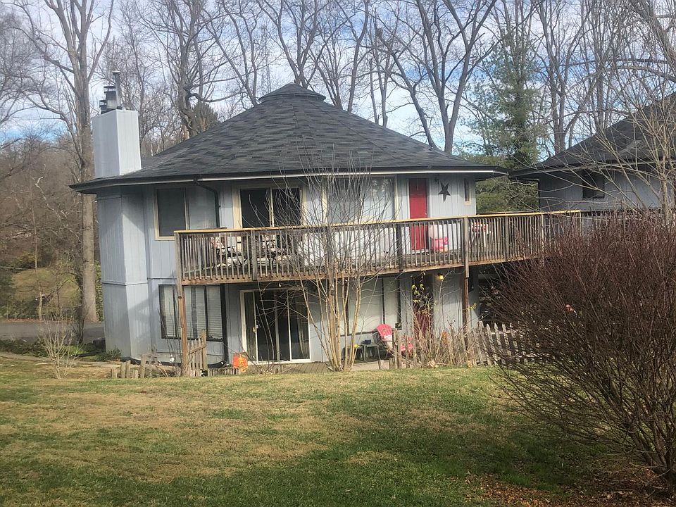 1st image of 44 Knoll Dr #E2
