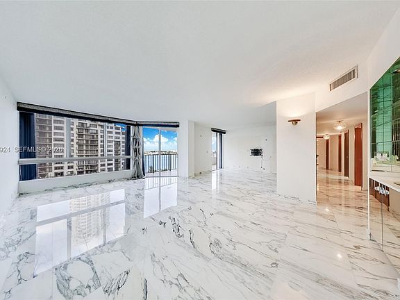 2nd image of 520 Brickell Key Dr APT A1104
