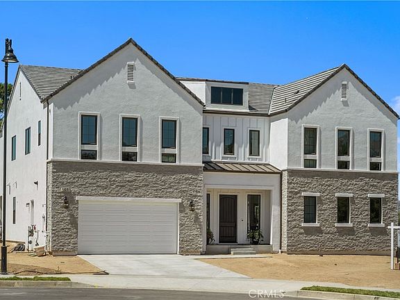 5th image of 11091 Woodcrest Ct