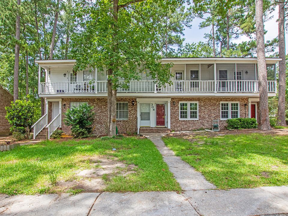 1st image of 308 Crestview Dr APT B