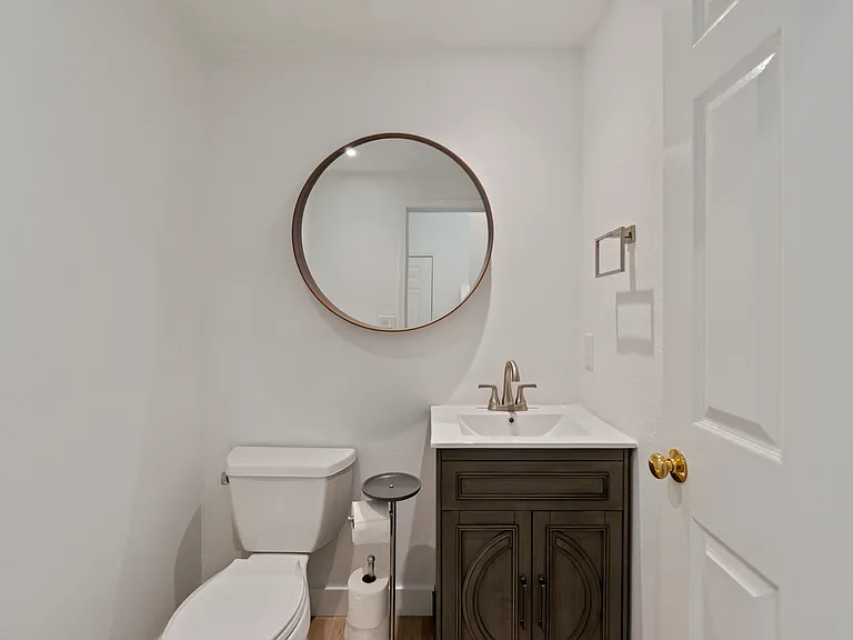 1str floor powder room