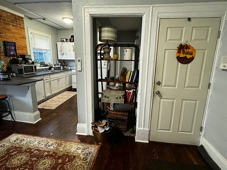 225 South Millvale Avenue — Photo 13