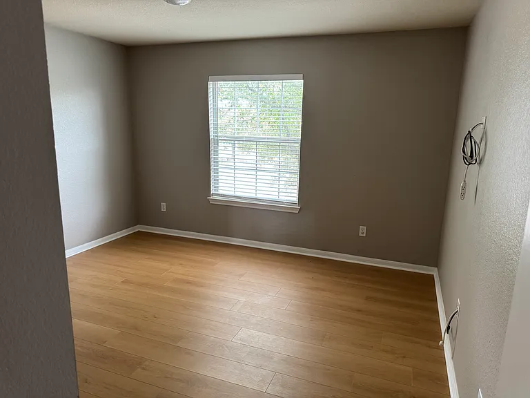17801 Kilkenny Dr — Photo 12