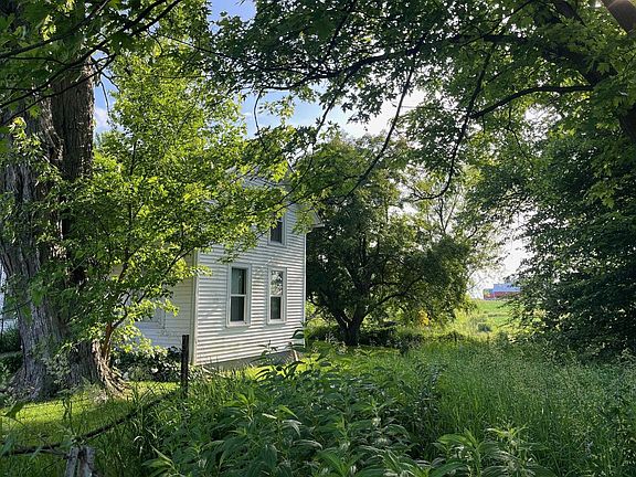 4th image of 4923 Meek Rd