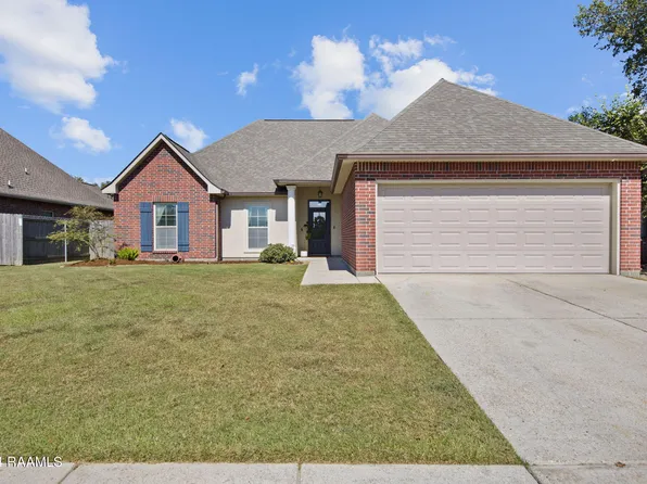 208 Jenci Dr, Broussard, LA 70518