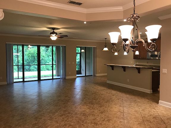 5th image of 13530 Isla Vista Dr