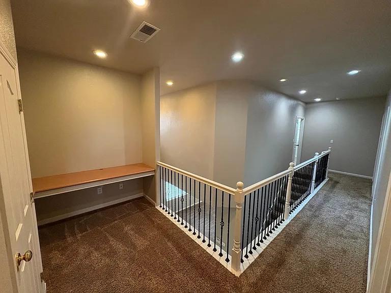 1249 N Julieann Ct — Photo 5