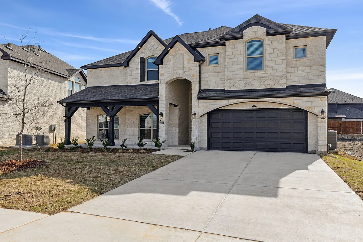 Building Photo - 5604 Winona Ln