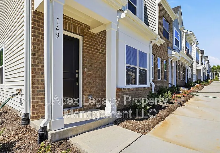 149 Blue Melody Ave — Photo 4