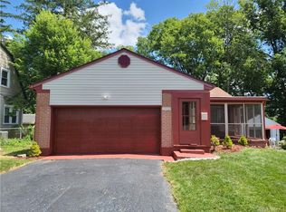 1532 Cory Dr, Dayton, OH 45406