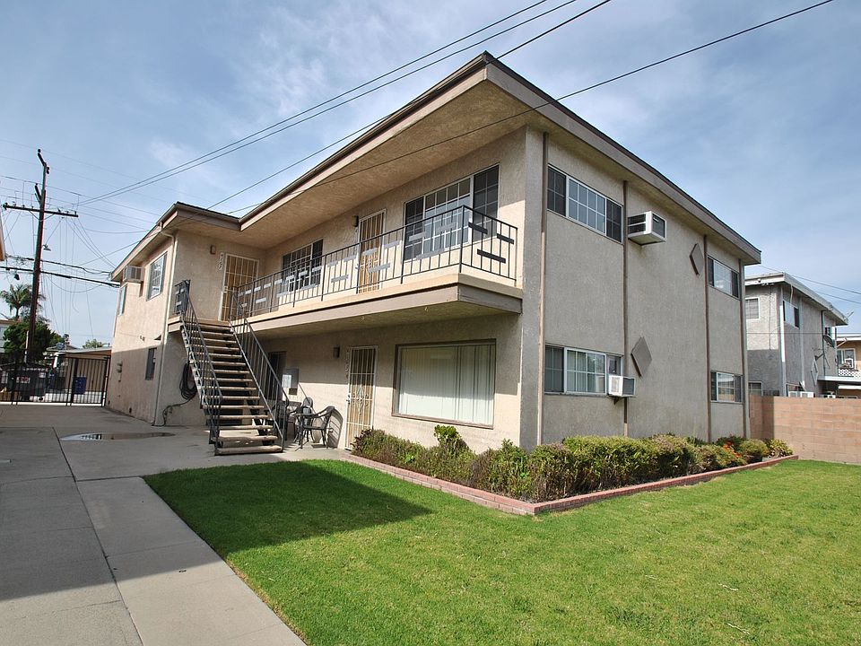 1st image of 4165 Farquhar Ave