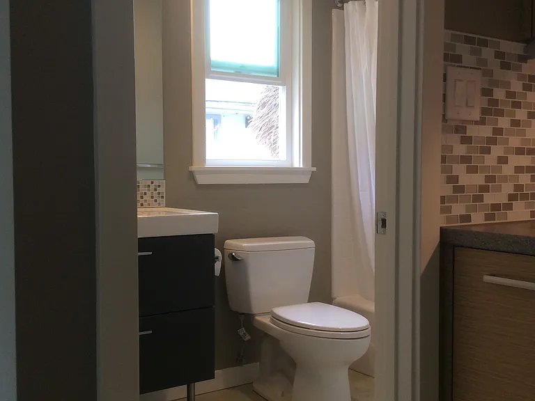 2701 Harbor Blvd #B — Photo 19