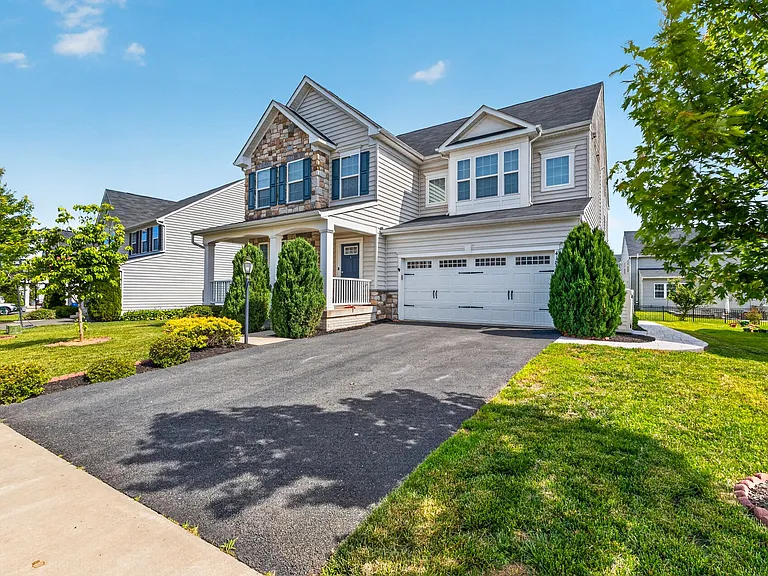 41874 Hayfield Orchard Way — Photo 3