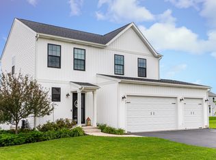 73 W Crabapple Ave, Cortland, IL 60112