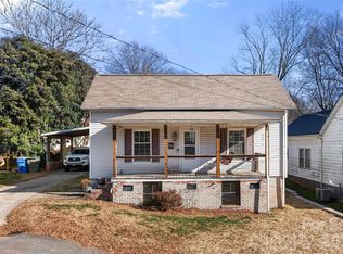 208 Pond St, Mooresville, NC 28115