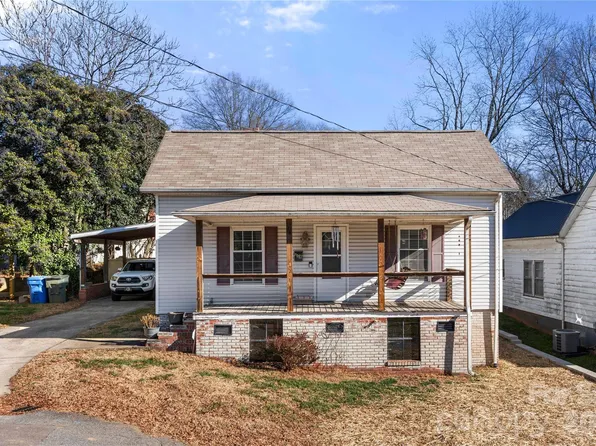 208 Pond St, Mooresville, NC 28115