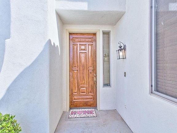 3rd image of 317 E Via Puente De Las Rosas