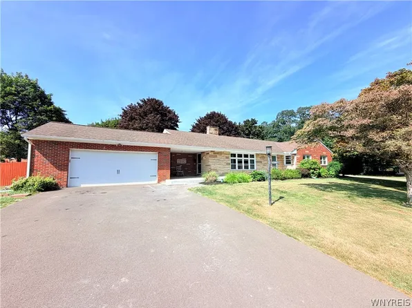 84 Miller Dr, Angola, NY 14006
