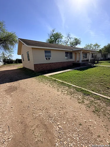 4926 Alma Photo 1