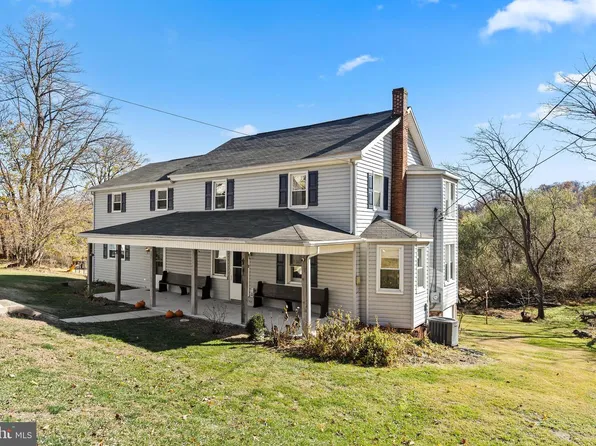 13608 Maryland Ave, Blue Ridge Summit, PA 17214