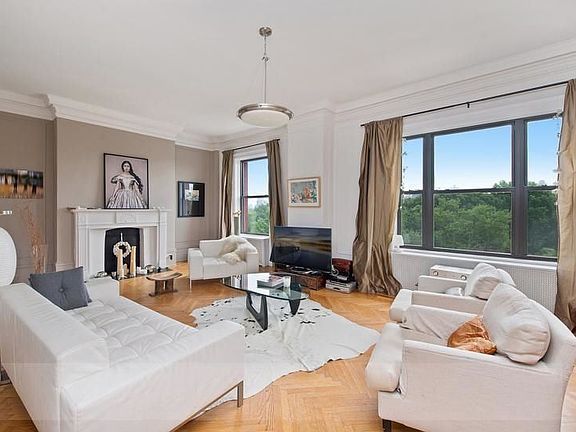 3rd image of 251 Central Park W APT 7A1