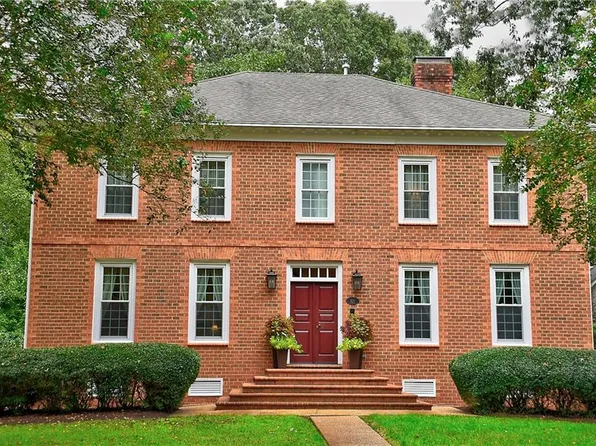 821 Birch Forest Ct, Chesapeake, VA 23322