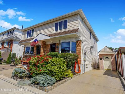 61 Thornycroft Ave, Staten Island, NY, 10312