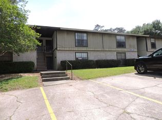 305 West Maggie St Apartments, Leesville, LA 71446