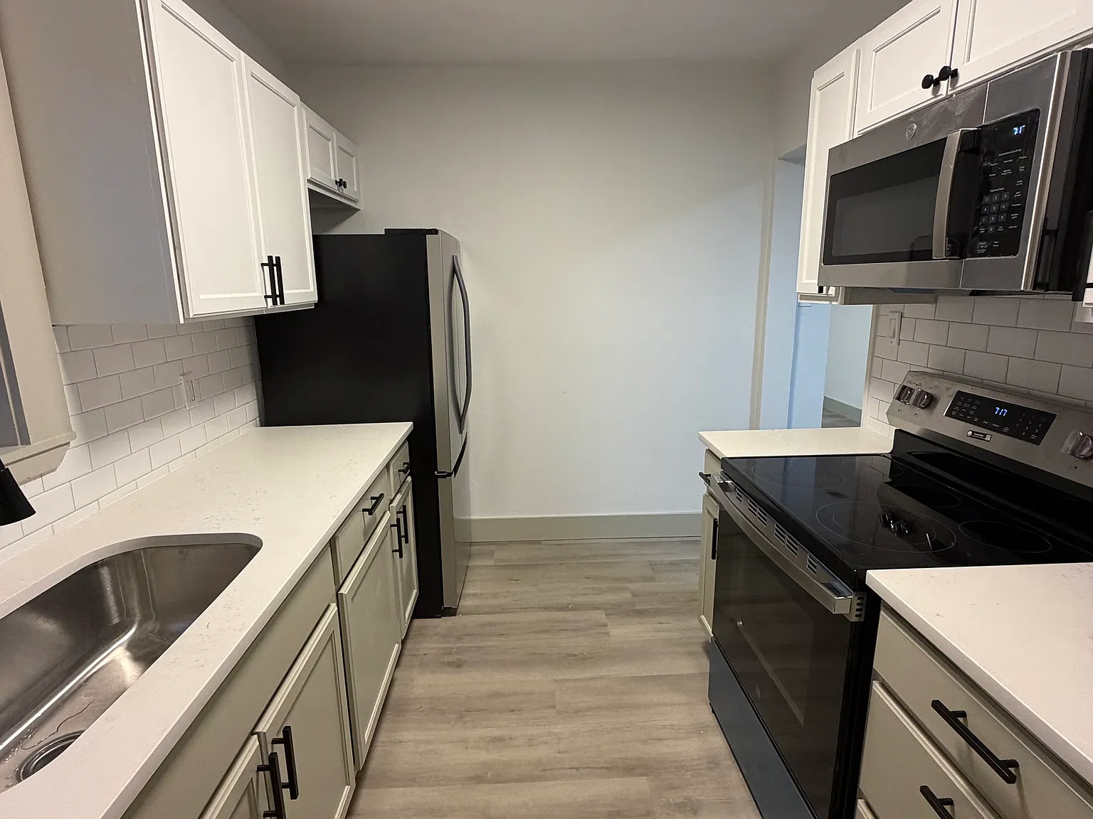 2 bed, 728 sqft, $1,095 — Photo 4