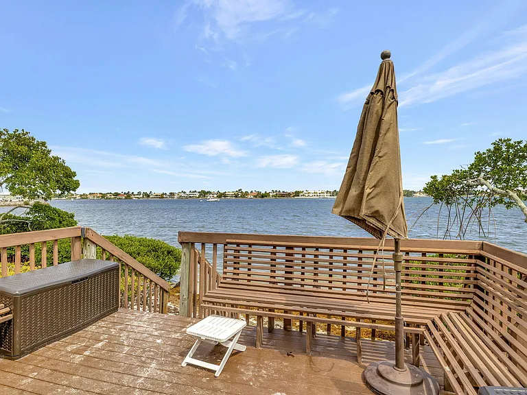 8200 Lakeshore Dr #507 — Photo 53