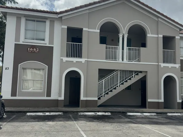 1662 SE 27th Dr, Homestead, FL