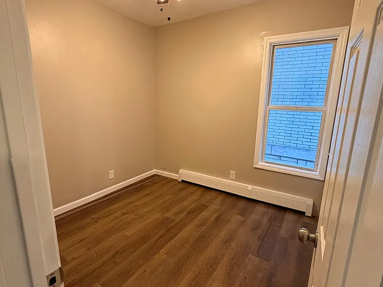 14 Foster St #1 — Photo 12