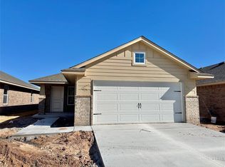 1328 Sycamore Cir, Yukon, OK 73099