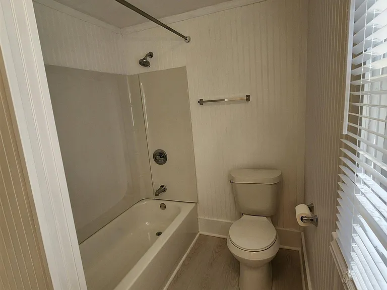 714B S Market St #B — Photo 7