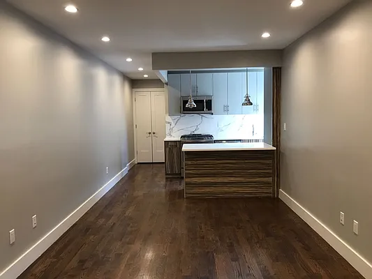 Rented by null | media 11