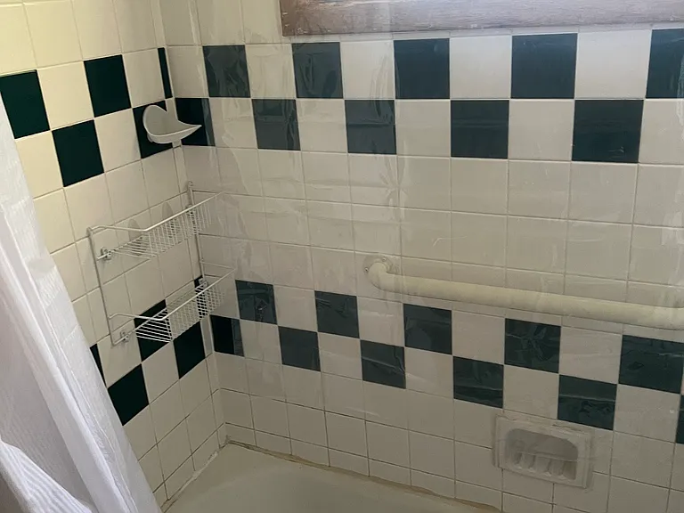 Tub & Shower