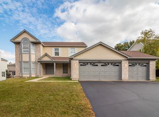 661 Majestic Dr, Algonquin, IL