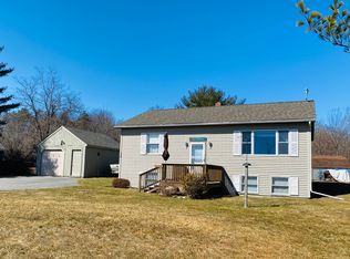 27 Bayside W, Owls Head, ME 04854