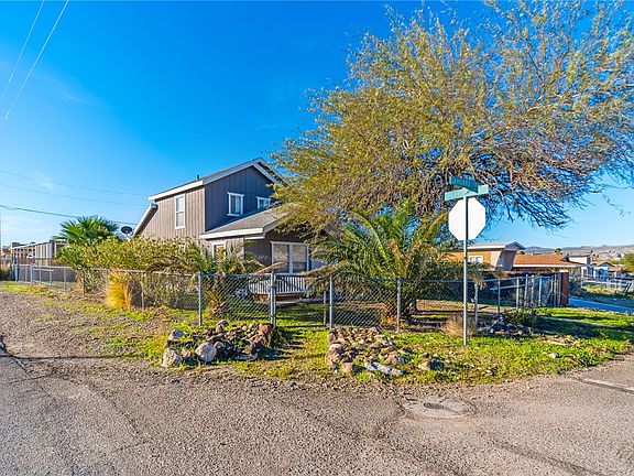 3rd image of 1124 Sahuaro Drive