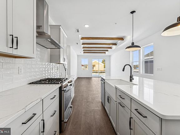 6th image of this home