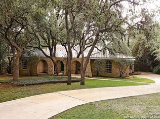 135 Long Bow Rd, Shavano Park, TX 78231