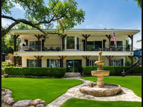1558 Trailridge Dr, Canyon Lake, TX 78133