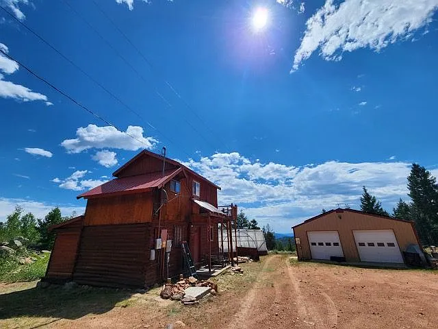 House and Garage/Shop